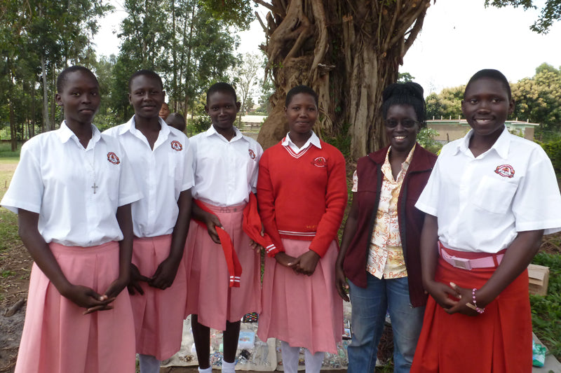 Bild mit 4 Mädchen von Uganda Kids